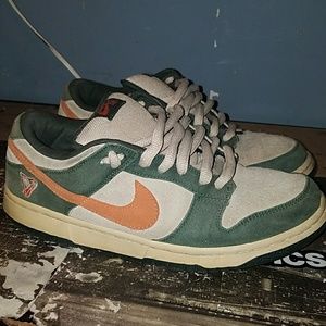 vintage nike sb shoes